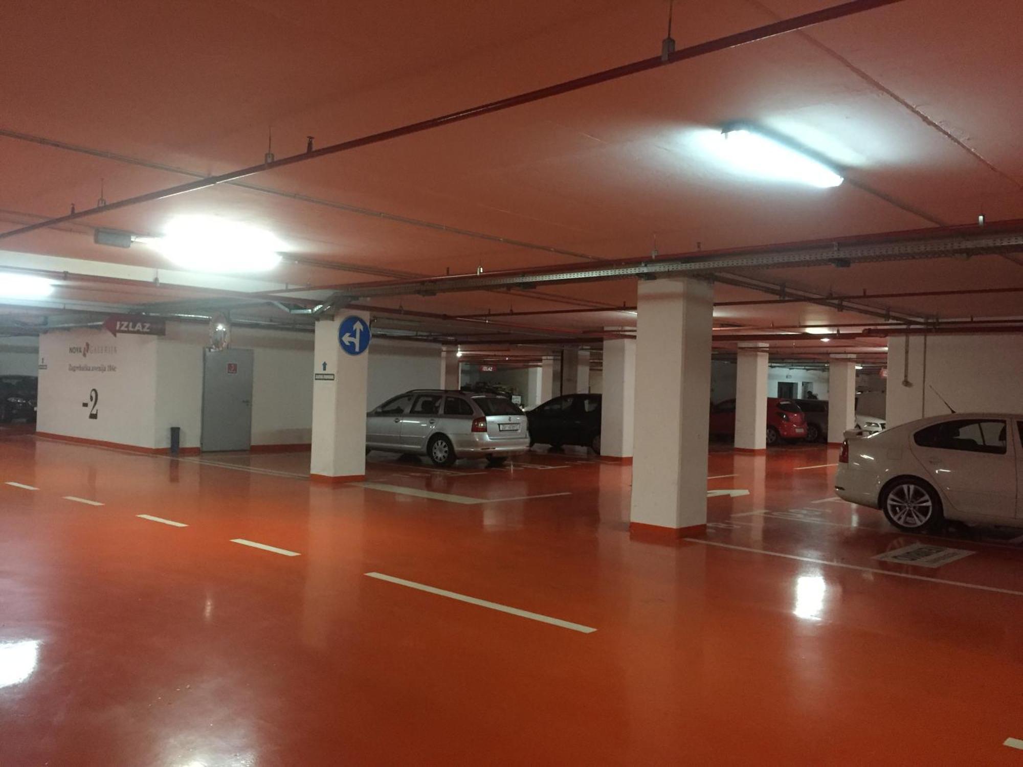 Nova Galerija I Sara -parking In Garage Appartement *